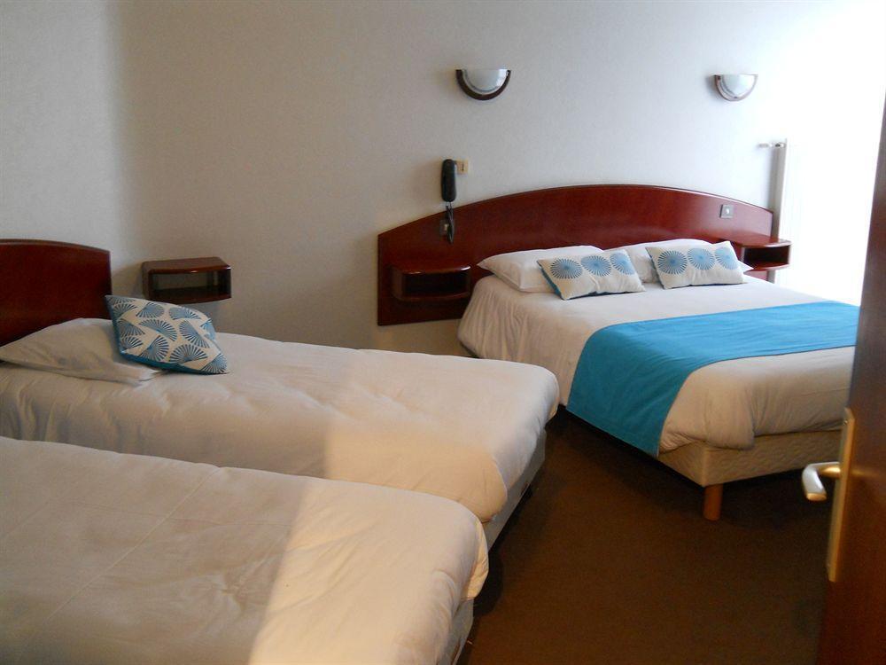 Hotel Le Ty-Lann Saint-Avé エクステリア 写真