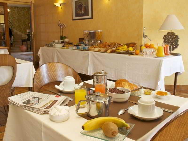 Hotel Le Ty-Lann Saint-Avé エクステリア 写真