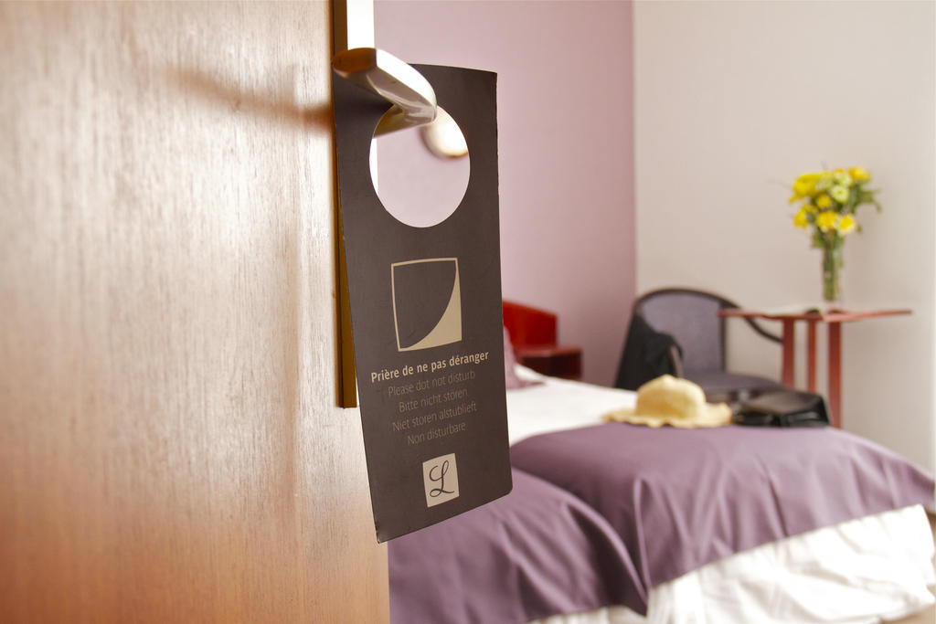 Hotel Le Ty-Lann Saint-Avé エクステリア 写真